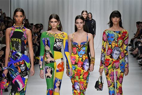 michael kors buys versace for $2.12 billion|is versace still in business.